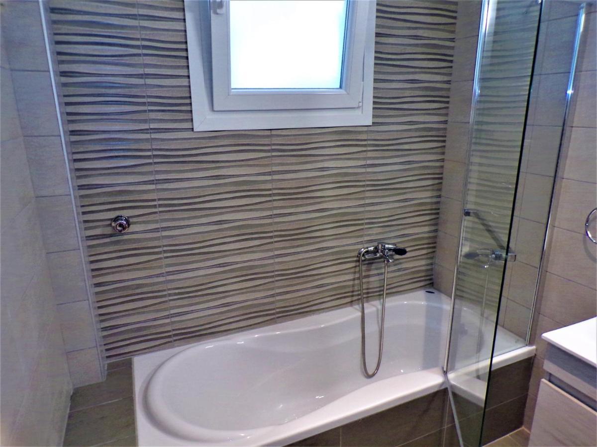 Artemis Suites Volos Ngoại thất bức ảnh